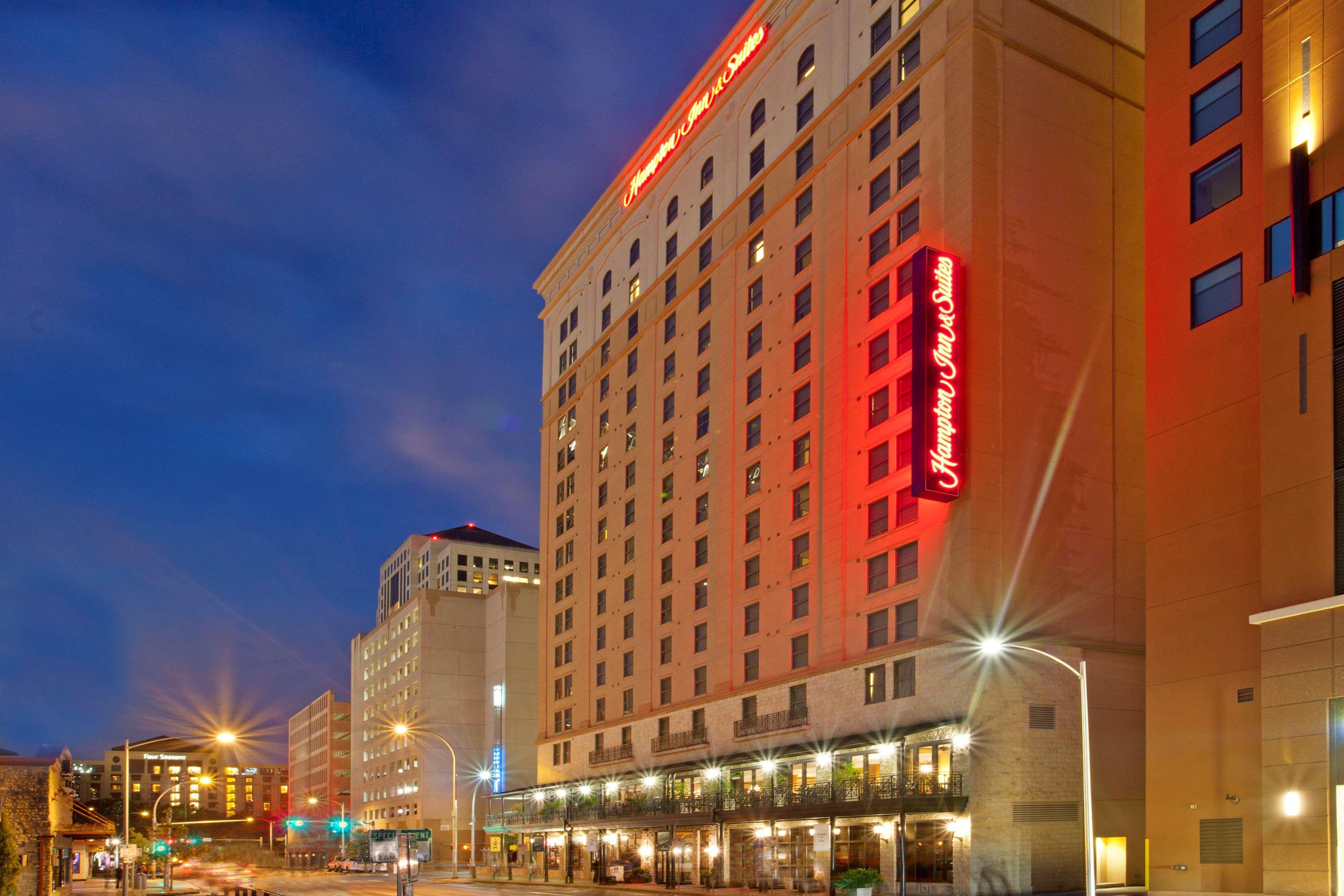 Hampton Inn & Suites Austin-Downtown/Convention Center Exterior foto